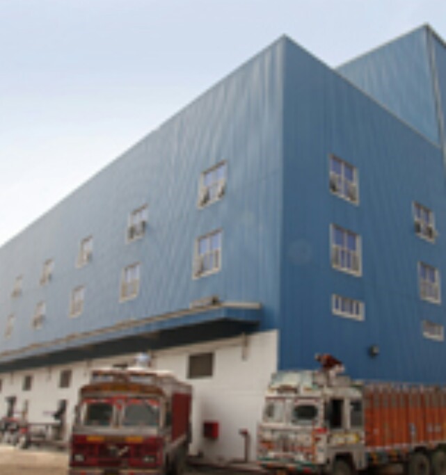 Continuous Canopy in Warehouse